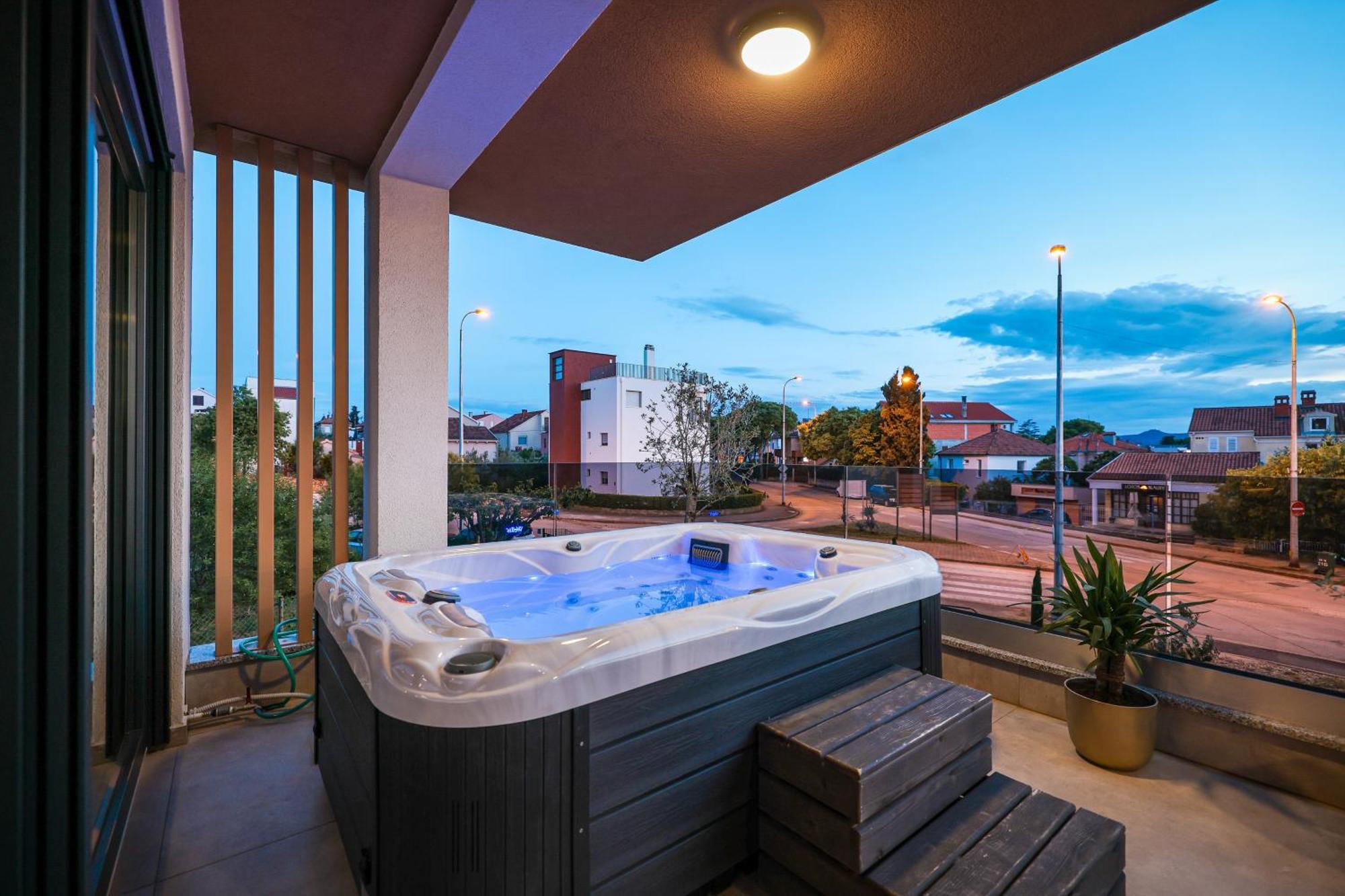 Luma Luxury Apartment With Jacuzzi Задар Экстерьер фото
