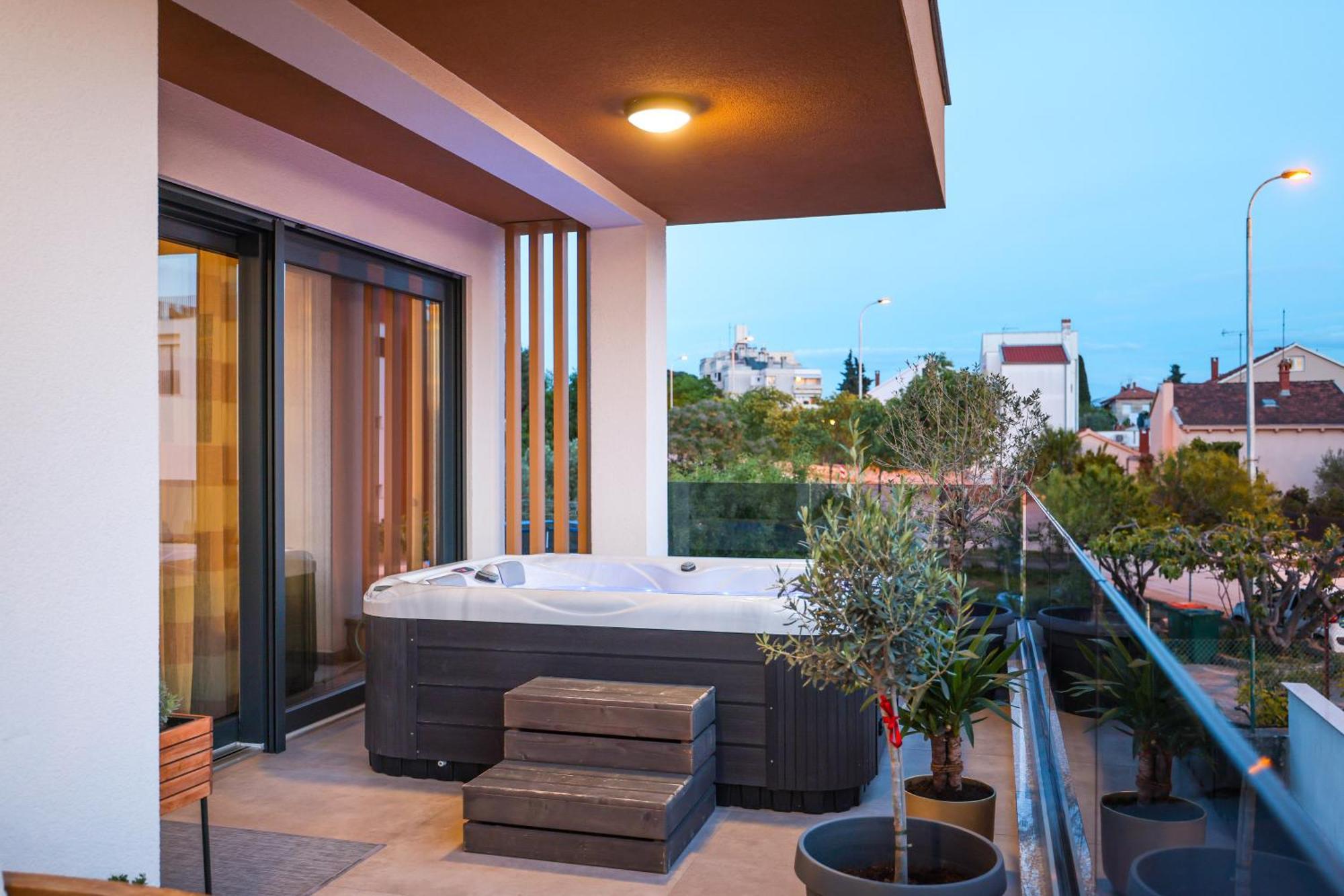 Luma Luxury Apartment With Jacuzzi Задар Экстерьер фото